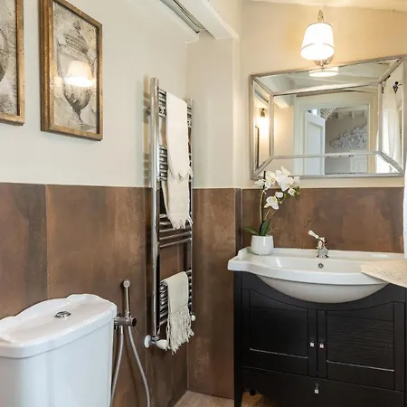 Moro Suite, Classy And Romantic In Appartamento Lucca