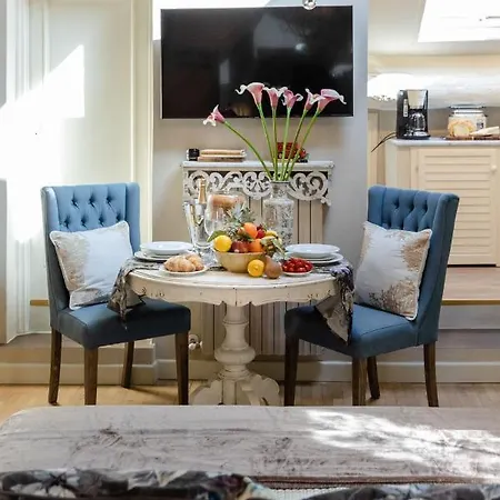 Moro Suite, Classy And Romantic In Appartamento *